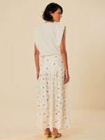 Load image into Gallery viewer, White Daisy 3D Maxi Skirt
