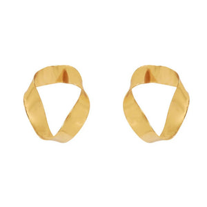 Onda Stud earrings