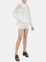 Load image into Gallery viewer, Richilieu Embroidered Shorts
